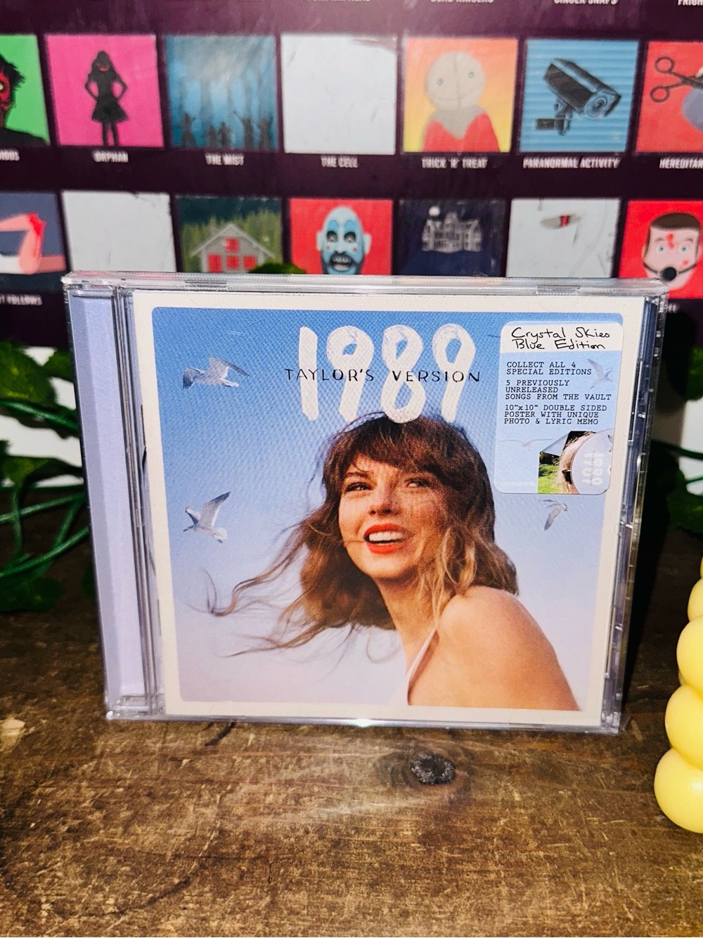 Taylor Swift 1989 Taylor’s Version Album Crystal Skies Blue Edition Sealed CD